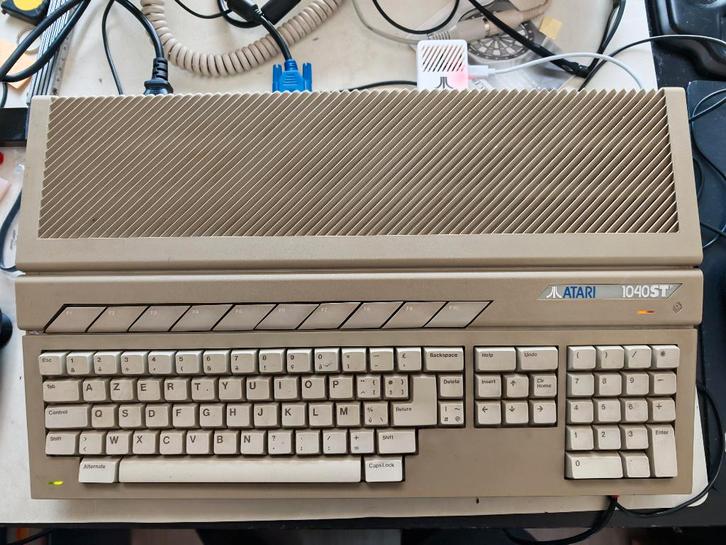 Atari 1024 STF met 4mb acsi2stm interface,..., Informatique & Logiciels, Ordinateurs Vintage, Enlèvement