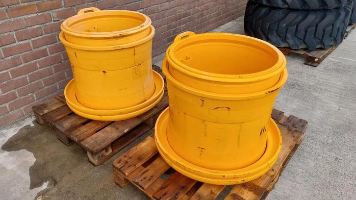 JCB 456 / 457 Rim for 23.5R25 tire / 2 pieces, Articles professionnels, Machines & Construction | Pièces