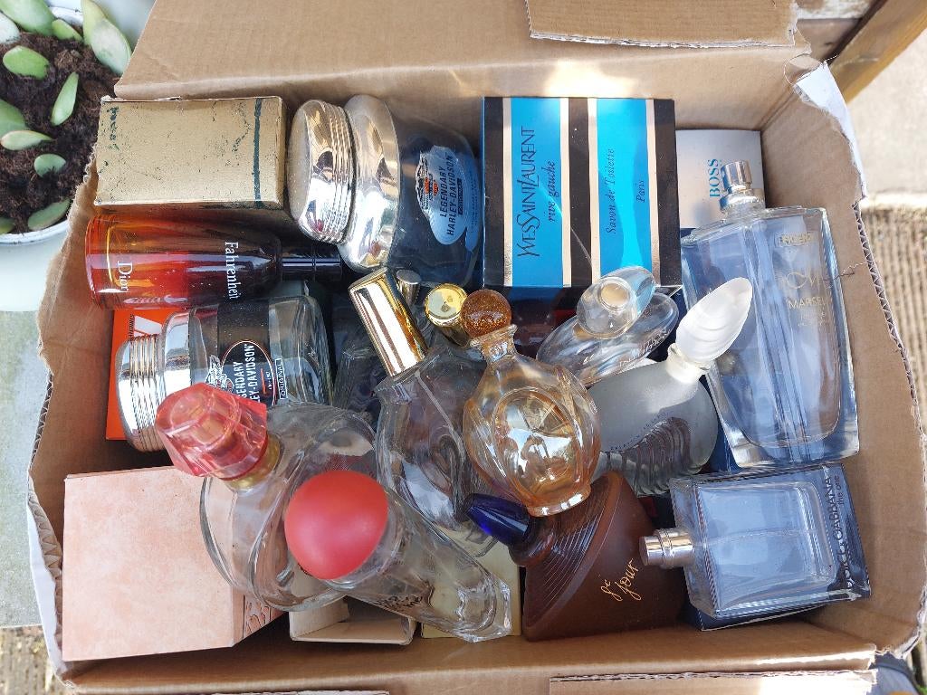 parfumflesjes en andere, Ophalen, Gebruikt