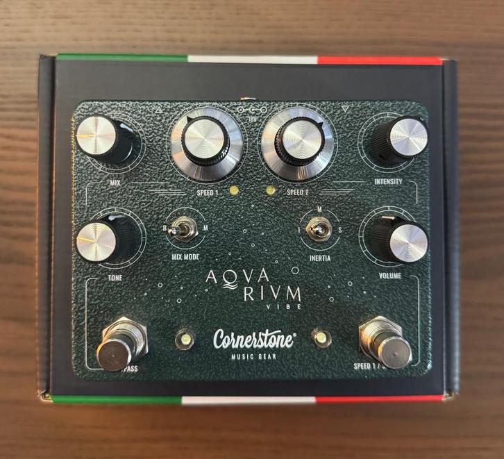 Cornerstone / Jackson Audio / JHS / Two Notes, Musique & Instruments, Effets, Comme neuf, Distortion, Overdrive ou Fuzz, Volume