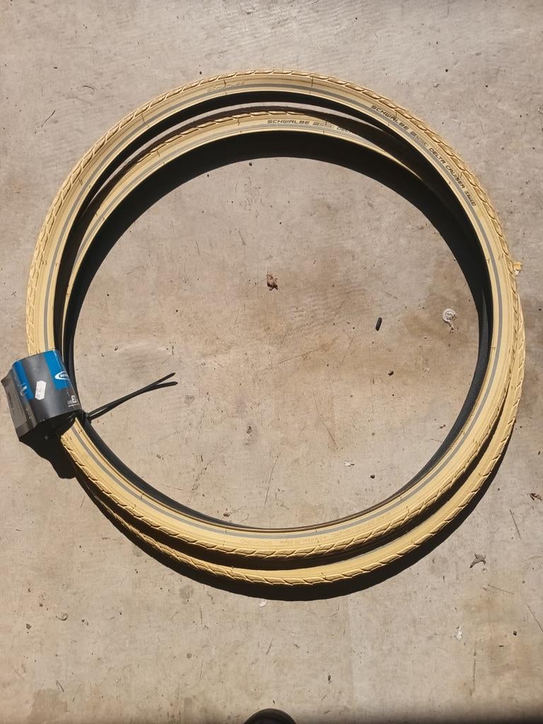 Pneu Schwalbe Delta cruiser 28x1.4 37-622 700x35c, Enlèvement ou Envoi