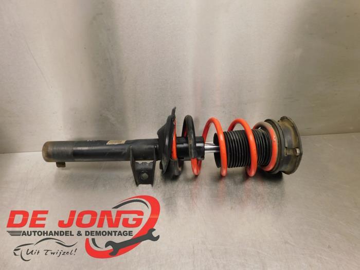 Barre amortisseur avant droit d'un Audi A3, -, 3 mois de garantie, Audi, Utilisé