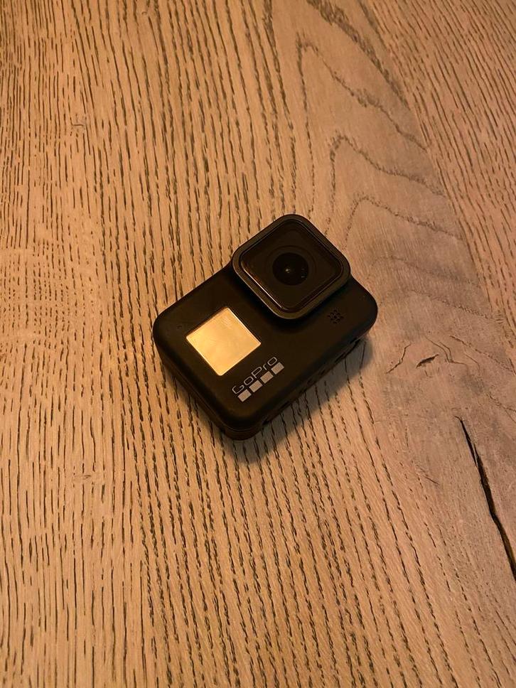 GoPro Hero 8 en parfait état. Aucun dommage, deux piles, TV, Hi-fi & Vidéo, Caméras action, GoPro, Enlèvement