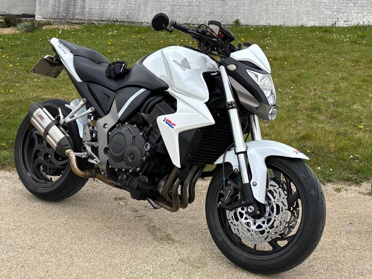 Honda CB1000R 2009, Motos, Motos | Honda, Particulier, Naked bike, plus de 35 kW, 4 cylindres, Permis Moto A1 minimum, Éclairage LED