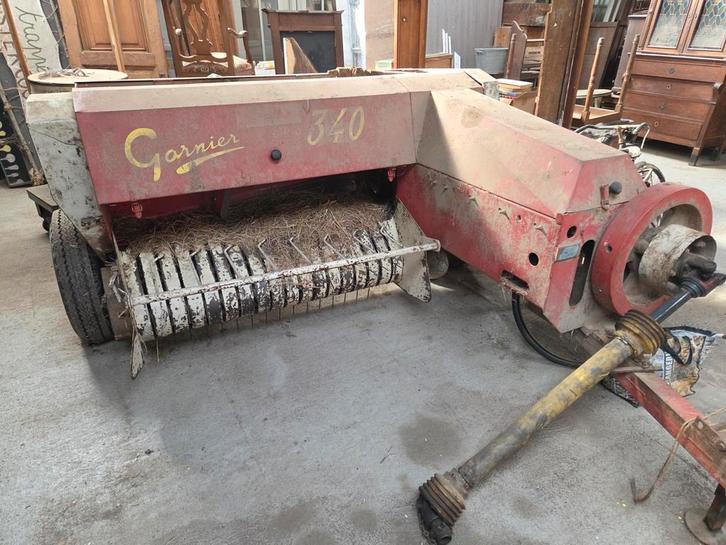 Presse à petits ballots garnier 340, Articles professionnels, Agriculture | Outils, Enlèvement