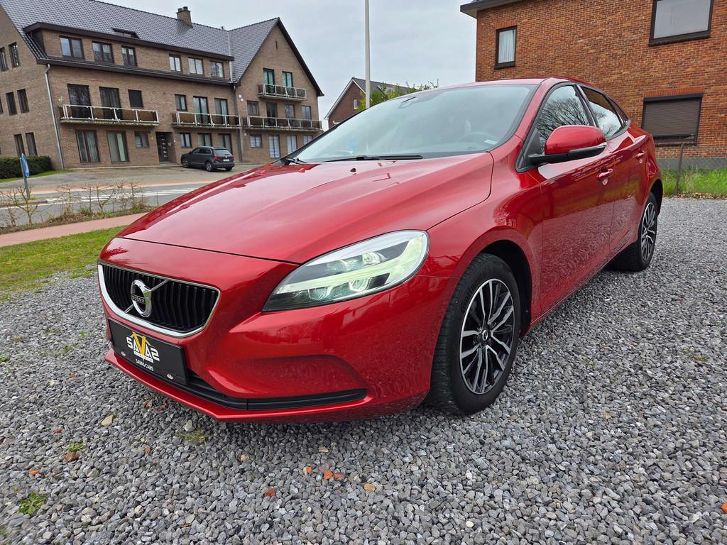 Volvo V40 V40 2.0 D2 Black Edition AdBlue (EU6d-TEMP), Autos, Volvo, Rouge, Achat, Euro 6, Entreprise