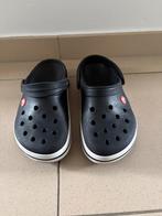 Crocs noir/blanc taille 36/37, Vêtements | Femmes, Chaussures, Enlèvement ou Envoi, Comme neuf, Pantoufles