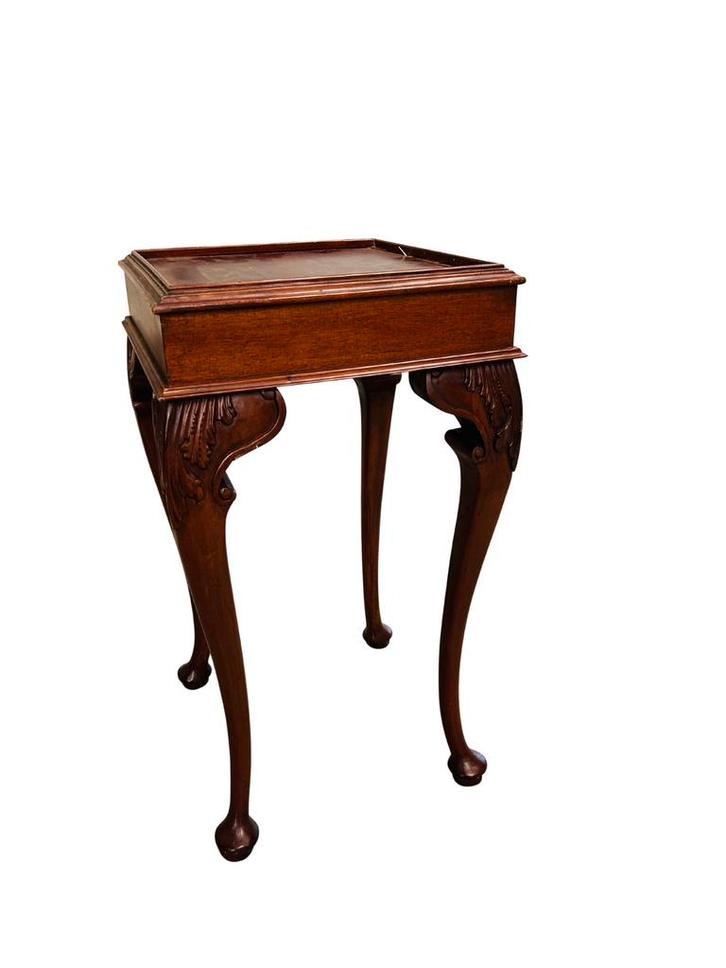 Table d’appoint ancienne style anglais, Antiquités & Art, Antiquités | Meubles | Tables, Enlèvement