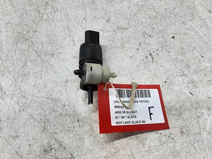 RUITENSPROEIERPOMP VOOR Passat Variant 4Motion (3B6), Auto-onderdelen, Ruiten en Toebehoren, Volkswagen, Gebruikt