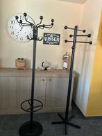 2 kapstokken, Ophalen, Gebruikt, Metaal, Staande kapstok