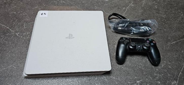 PS4 slim blanche 1to, Consoles de jeu & Jeux vidéo, Jeux | Sony PlayStation 4, Utilisé, Enlèvement ou Envoi