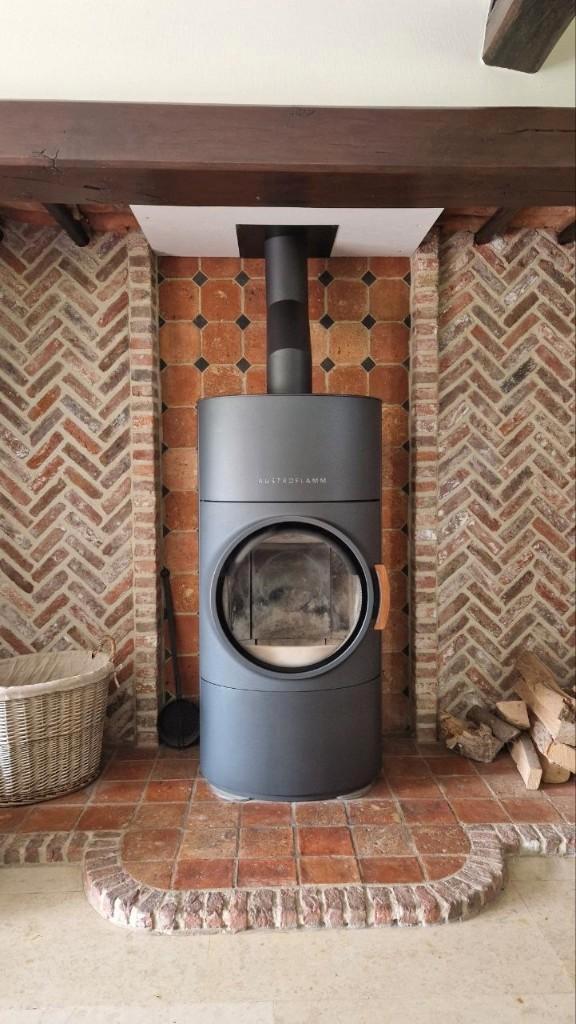 Houtkachel Austroflamm Clou Xtra, Huis en Inrichting, Kachels, Zo goed als nieuw, Vrijstaand, Houtkachel, Hout, Ophalen