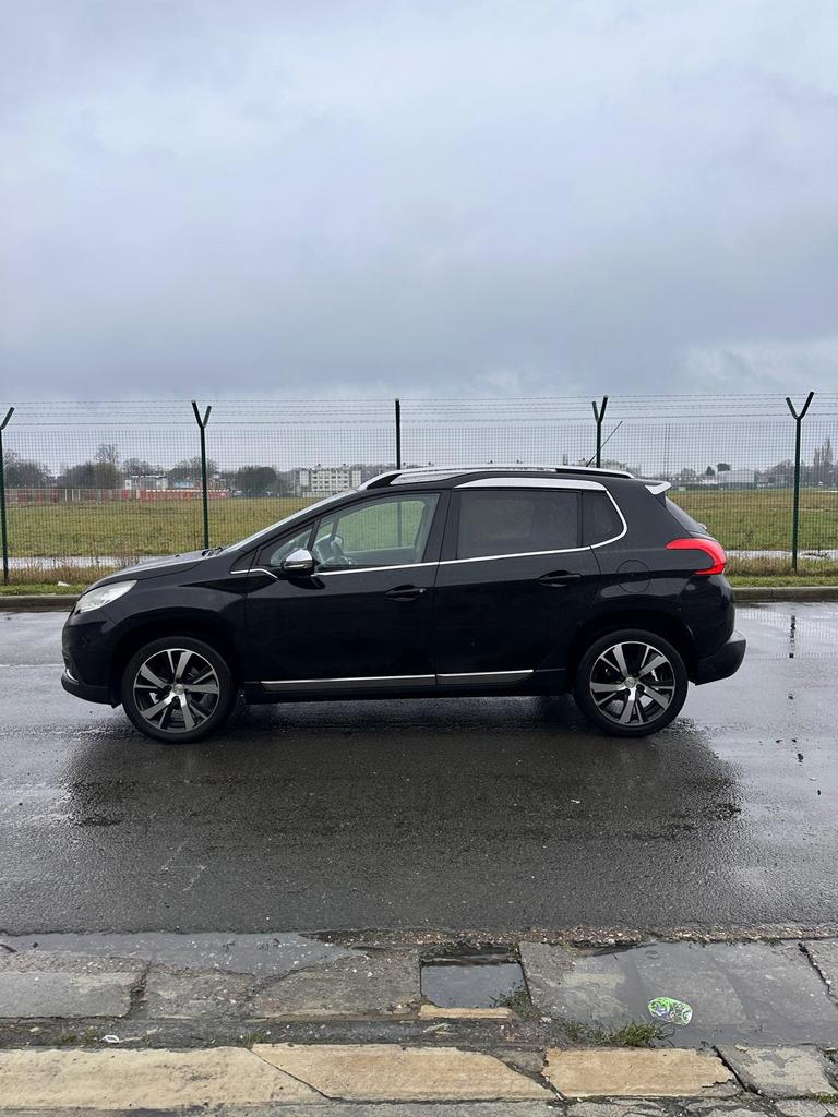 Peugeot 2008 Model 2015 1.4i benzine, Particulier, Benzine, Te koop