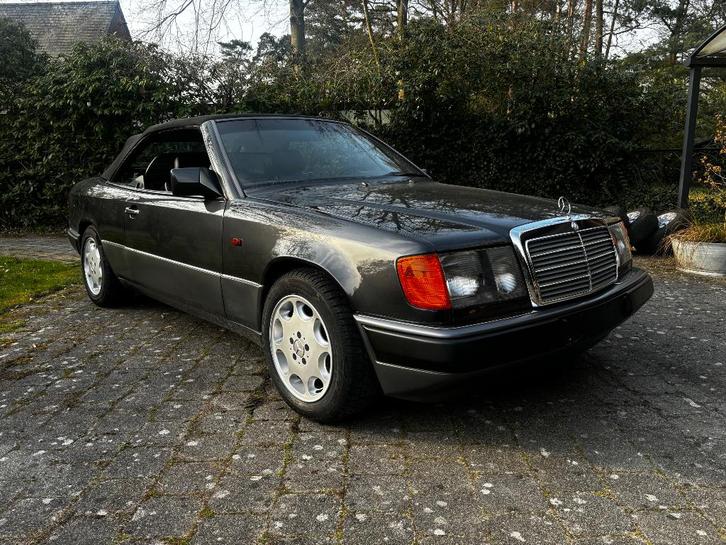 Mercedes 300 ce 24v cabrio, Autos, Mercedes-Benz, Particulier, Série 300, ABS, Airbags, Air conditionné, Alarme, Ordinateur de bord