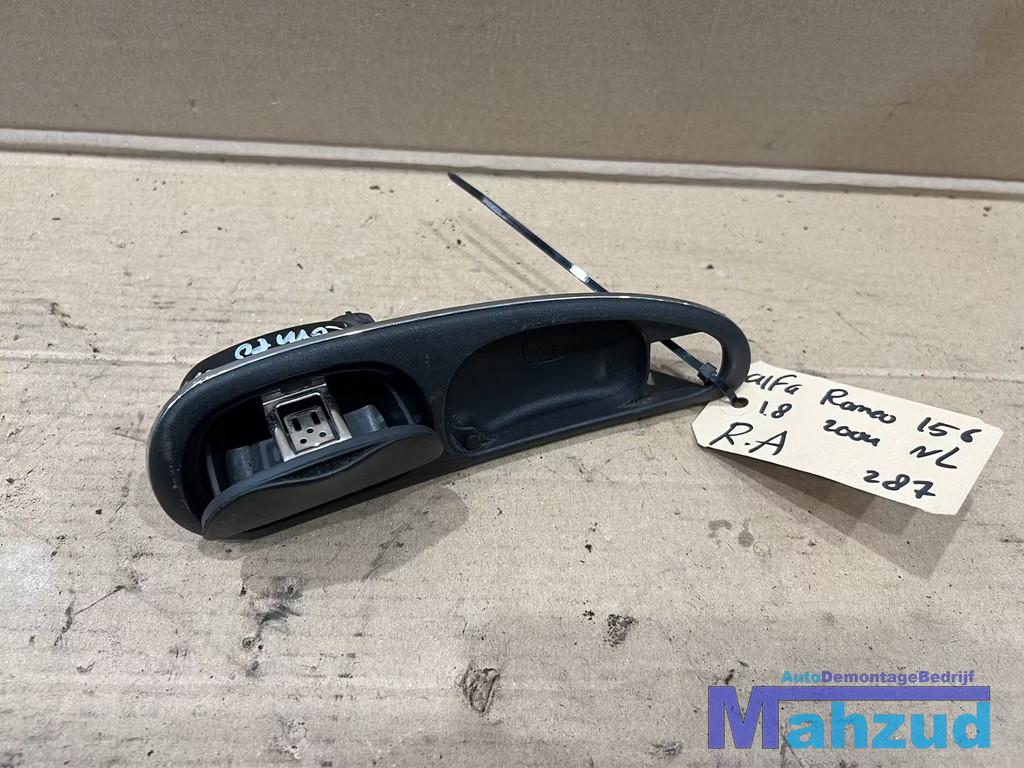 ALFA ROMEO 156 Rechts achter deur asbak deurgreep 1997-2005, Gebruikt, Dpofca@stellantis.com, Stellantis Europe S.p.A., Alfa Romeo