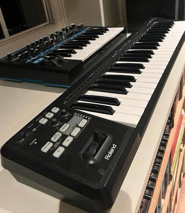 Roland A49 Midi keyboard in topstaat, Musique & Instruments, Équipement Midi, Comme neuf, Enlèvement ou Envoi