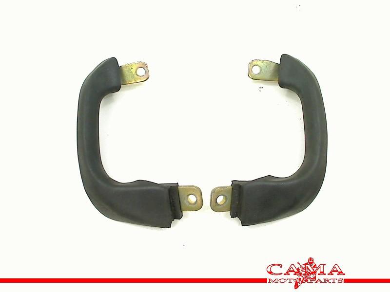 POIGNEE Yamaha XJ 600 S Diversion 1998-2004 (XJ600 XJ600S), Motos, Dhr. S. di Majo, Utilisé, Info@cama-motorparts.nl, P.J. Troelstraweg 8 8
3144 CX  MAASSLUIS, NL
