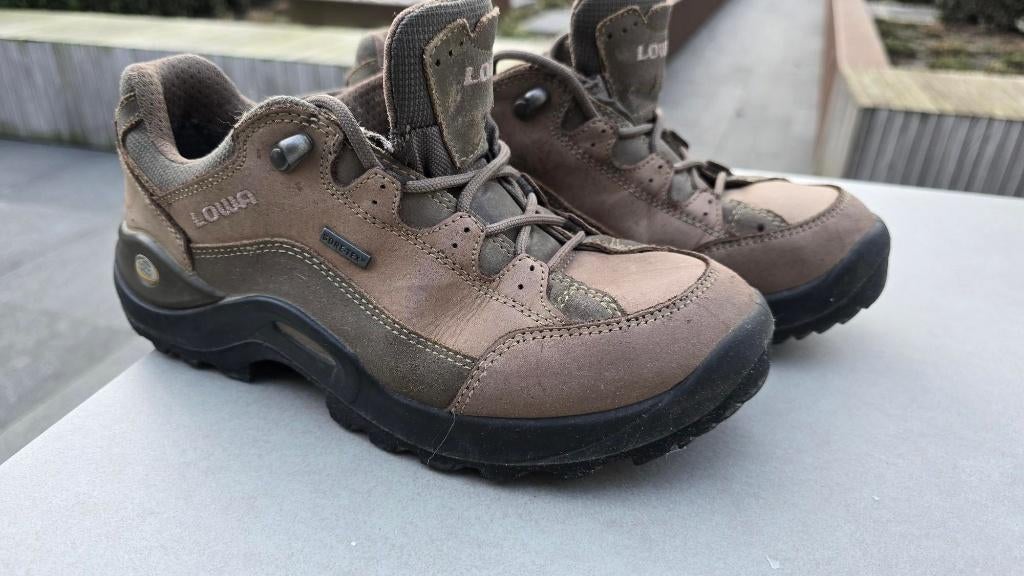 Chaussures de randonnée LOWA pour femme, Enlèvement, Utilisé, Chaussures