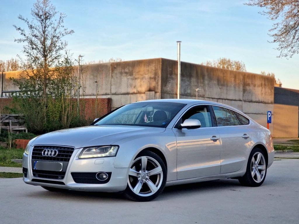Audi A5 2.0 TFSI (2010) — Automatique — 180CV SPORTBACK ESSE, Cuir, Entreprise, Noir, 5 places