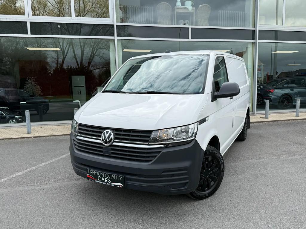 Volkswagen T6.1 Transporter AUTOMAAT / CARPLAY / TREKHAAK /, Auto's, Automaat, Stof, Gebruikt, 4 cilinders