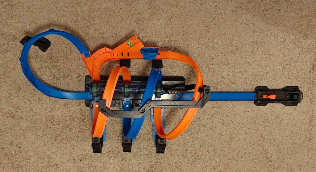 Hot Wheels Kurkentrekker (Corkscrew Crash), Ophalen, Racebaan, Zo goed als nieuw, Hot Wheels