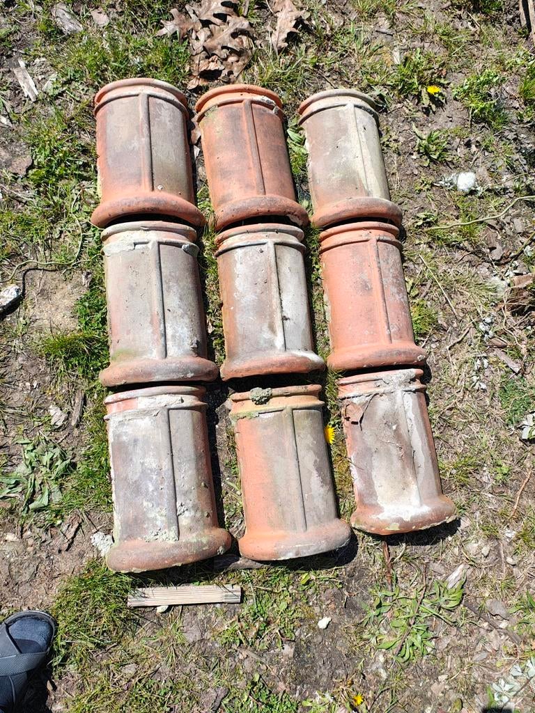 9 nokpannen en 1 eindpan. Rood. Pottelberg?, Doe-het-zelf en Bouw, Ophalen, Gebruikt, Steen of Klei, Dakpannen