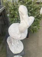 Vogel met vis in zen snavel ( beton ), Tuin en Terras, Tuinbeelden, Ophalen, Gebruikt, Beton