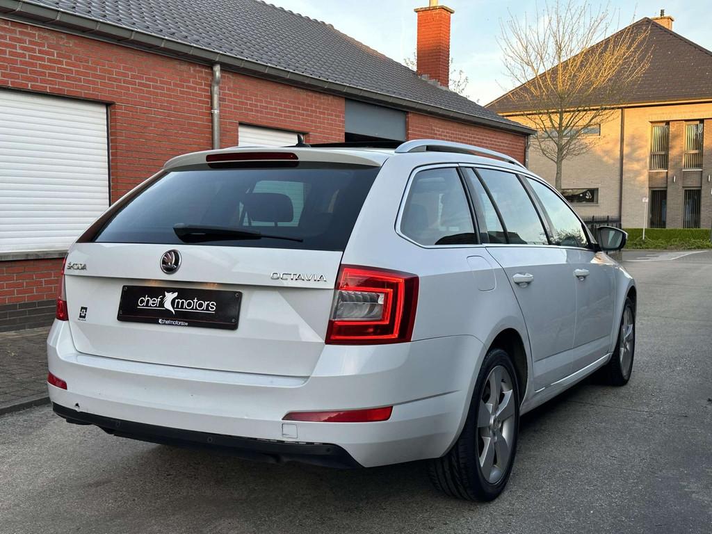 Skoda Octavia Skoda Octavia Benzine|Automaat|Panodak|Keyless, Auto's, Automaat, Gebruikt, 4 cilinders, USB