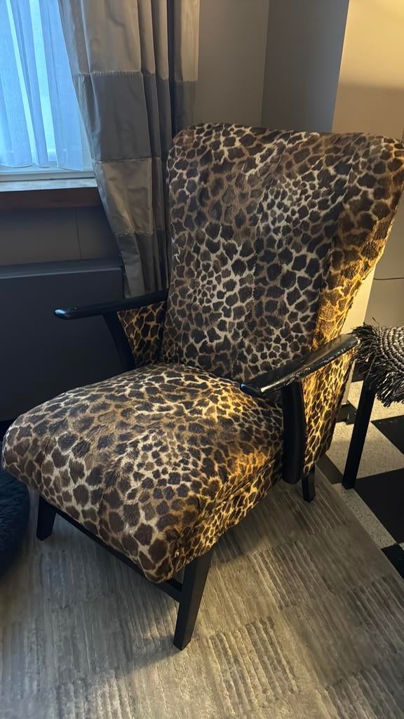 Zetel tijgermotief - ook mooi als decoratie, Huis en Inrichting, Ophalen, Zo goed als nieuw