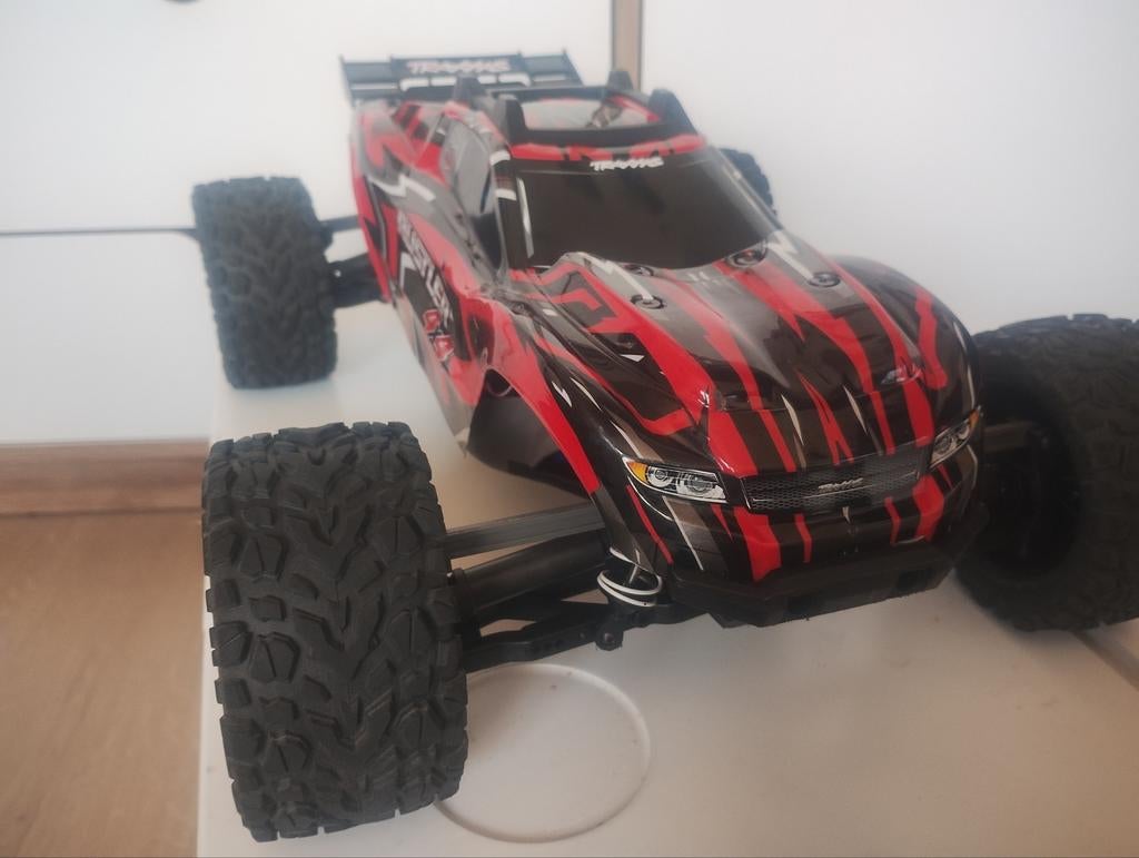 Traxxas Rustler 4x4 VXL presque neuf, Neuf, Échelle 1:10, Enlèvement ou Envoi, Voiture off road
