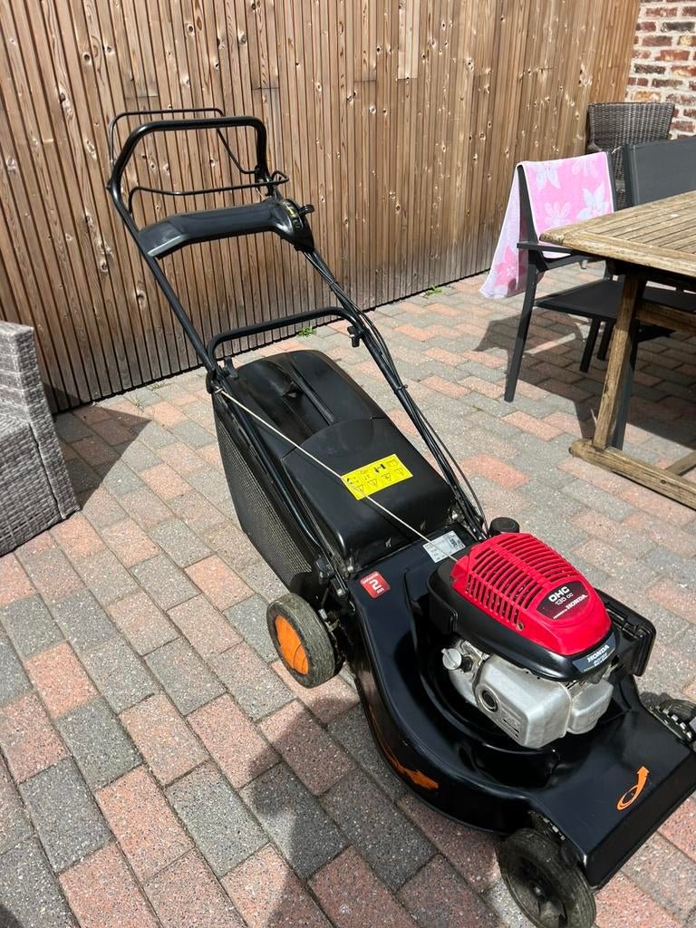 Tondeuse Honda 55 de largeur coupe, Jardin & Terrasse, Tondeuses à gazon, Enlèvement ou Envoi, Comme neuf