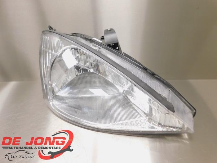 Phare droit d'un Ford Focus, Autos : Pièces & Accessoires, Éclairage, Ford, Utilisé, 3 mois de garantie, Enlèvement ou Envoi