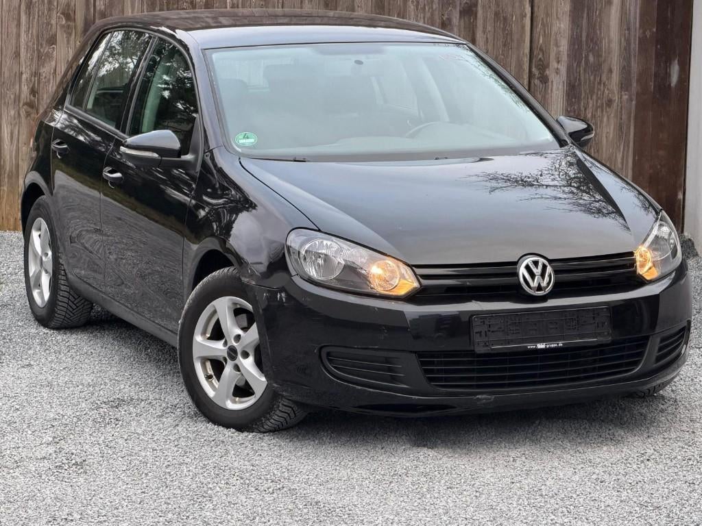Vw golf 6 benzine met keurig verkoop en garantie, Auto's, Volkswagen, 4 deurs, Zwart, 4 cilinders, Leder en Stof
