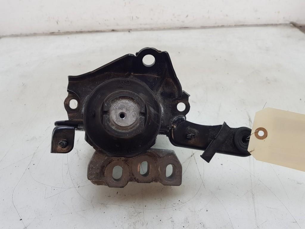 SUPPORT BOITE DE VITESSES Toyota Yaris Cross (PB1 / PJ1), Utilisé, Toyota