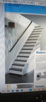 MODERNE TRAPLEUNING, Ophalen, Nieuw