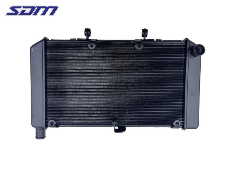RADIATEUR Honda CBF 600 2007-2010 (CBF600N CBF600S PC43), Motoren, Onderdelen | Overige, Gebruikt