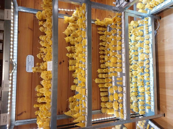 Bijenwas kaarsen handgemaakt, Huis en Inrichting, Woonaccessoires | Kandelaars en Kaarsen, Zo goed als nieuw, Kaars, Minder dan 25 cm