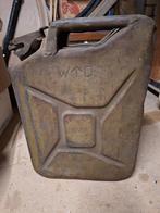 Vintage metalen jerrycan, Ophalen