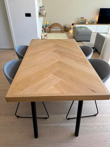 Visgraat eikenhouten tafel 90x160