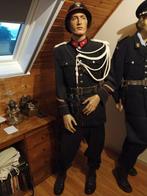 Mannequin met rijkswachter uniform, Ophalen, Gebruikt
