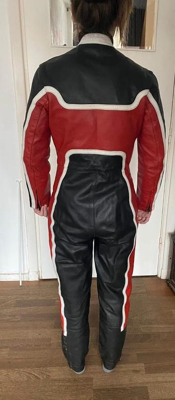 Dames small leder motorpak maat 36-38 beschikbaar voor biedingen