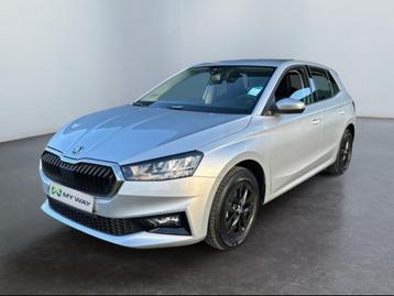 Skoda Fabia Ambition*Carplay*ClimAuto*JantesAlliages*FaibleK beschikbaar voor biedingen