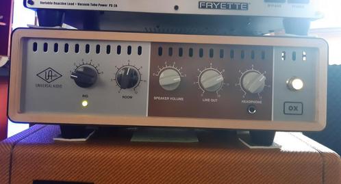Universal Audio Ox, Muziek en Instrumenten, Versterkers | Bas en Gitaar, Zo goed als nieuw, Gitaar, 100 watt of meer, Ophalen of Verzenden
