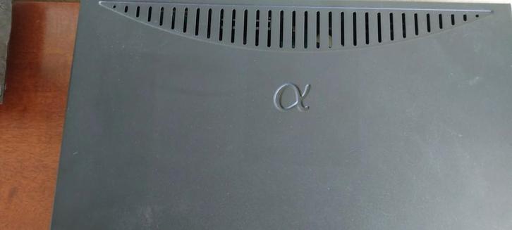 ARCAM ALPHA 8 R versterker, Audio, Tv en Foto, Versterkers en Ontvangers, Zo goed als nieuw, Ophalen of Verzenden