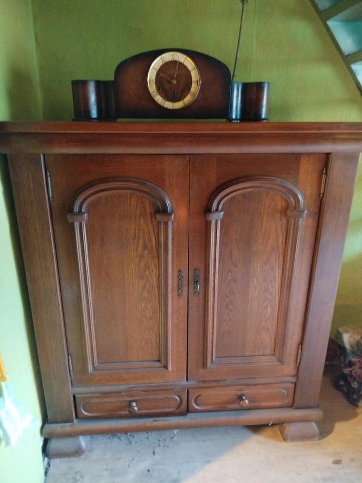 Massief houten barkast (ZONDER klok), Antiquités & Art, Antiquités | Meubles | Armoires, Enlèvement