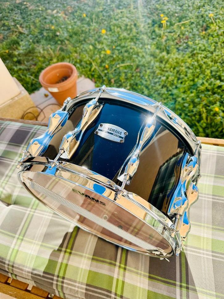 Yamaha recording custom 14 x8 snare, Musique & Instruments, Batteries & Percussions, Utilisé, Yamaha, Enlèvement ou Envoi