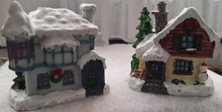 Kersthuisjes 2, Diversen, Kerst, Zo goed als nieuw, Ophalen of Verzenden