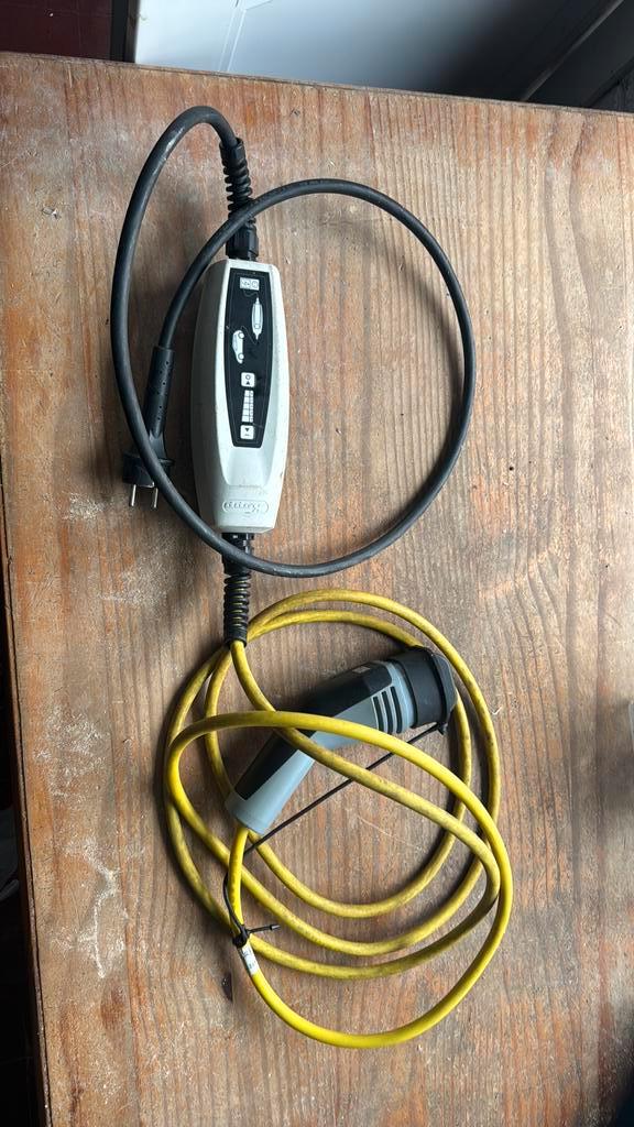 Laadkabel thuis, Auto-onderdelen, Elektronica en Kabels, BMW, Gebruikt, Ophalen of Verzenden
