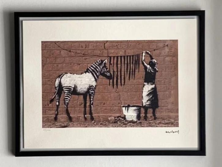 BANKSY: lithografie met de hand ingelijst en genummerd, Antiek en Kunst, Kunst | Litho's en Zeefdrukken, Ophalen of Verzenden
