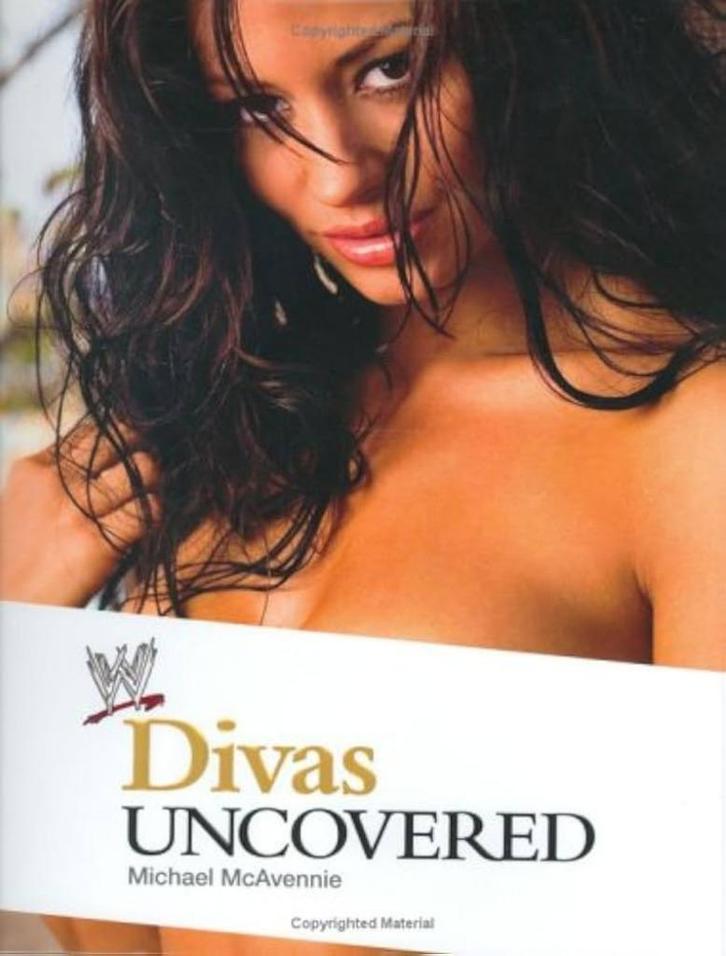 WWE Divas Uncovered, Boeken, Overige Boeken, Zo goed als nieuw, Verzenden